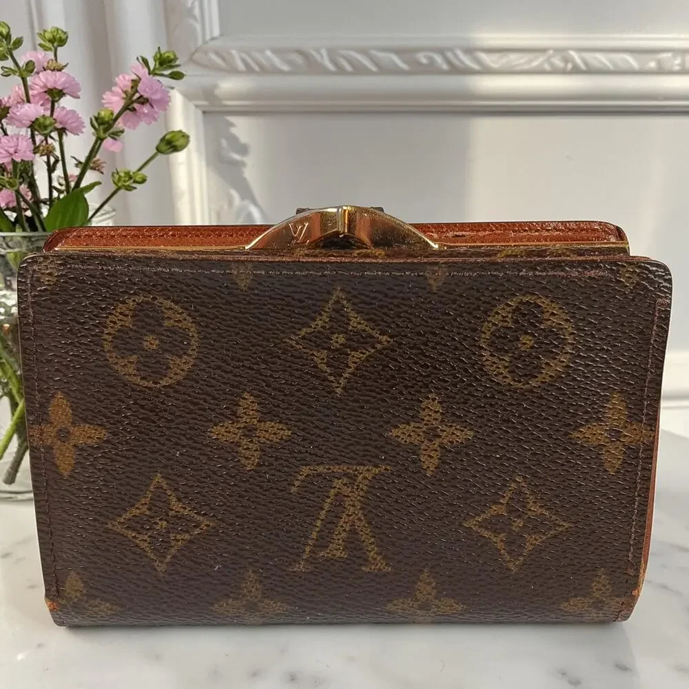 Louis Vuitton Authentic Vintage Monogram French Kisslock Wallet - Picture 3 of 15